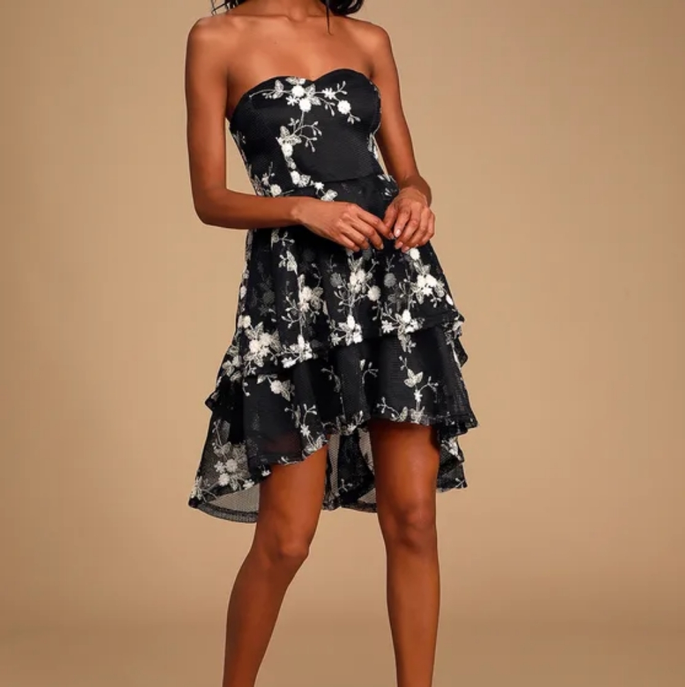 Lulus Stapless Black Floral Dress